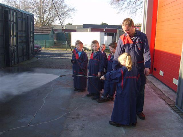 Bezoek garage Litjens groep 3-4 op 15 januari 2009 (5).jpg